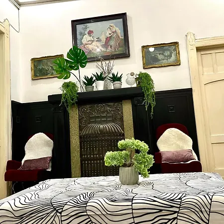 Lägenhet Hero Sqare Family Flat Budapest
